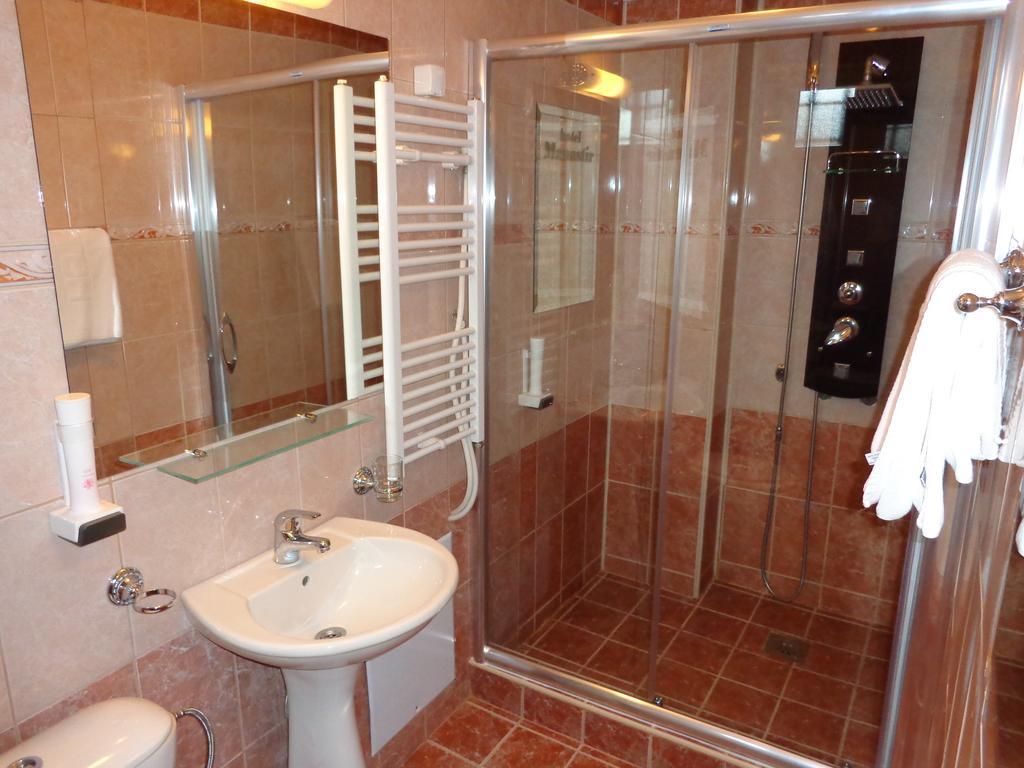 Hotel Manastir Berovo Habitación foto